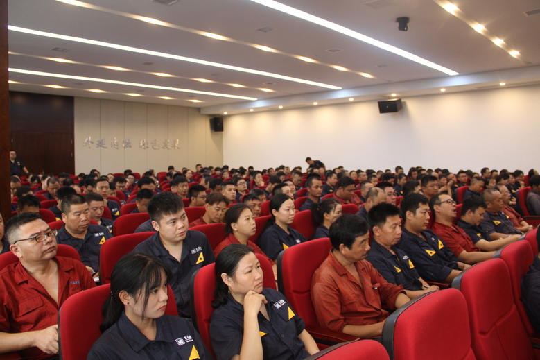 公司召開(kāi)2020年 上半年總結(jié)暨安全隱患大排查、整改大會(huì)6.jpg